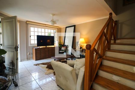 Sala de casa de condomínio à venda com 3 quartos, 238m² em Ipanema, Porto Alegre