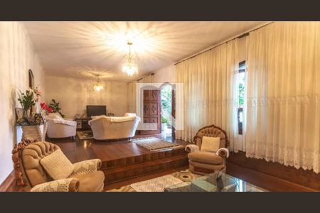 Casa à venda com 4 quartos, 580m² em Jardim do Mar, São Bernardo do Campo