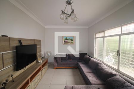 Casa 1 - Sala de casa à venda com 3 quartos, 500m² em Vila Amalia (zona Norte), São Paulo