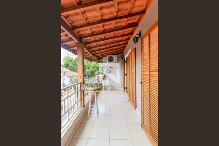 Varanda da Suíte 1 de casa à venda com 4 quartos, 320m² em Jardim Tupa, São Paulo