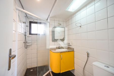 Banheiro social de apartamento à venda com 3 quartos, 93m² em Vila Formosa, São Paulo