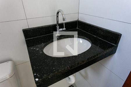 Banheiro de apartamento à venda com 1 quarto, 30m² em Penha de França, São Paulo