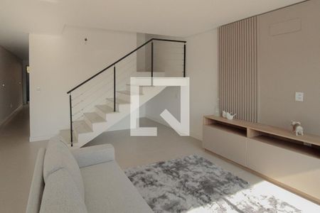 Sala de casa à venda com 3 quartos, 210m² em Vila Jardim, Porto Alegre