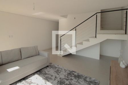 Sala de casa à venda com 3 quartos, 210m² em Vila Jardim, Porto Alegre