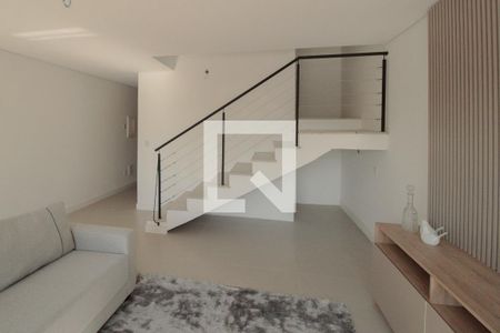 Sala de casa à venda com 3 quartos, 210m² em Vila Jardim, Porto Alegre
