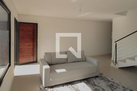 Sala de casa à venda com 3 quartos, 210m² em Vila Jardim, Porto Alegre