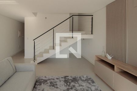 Sala de casa à venda com 3 quartos, 210m² em Vila Jardim, Porto Alegre