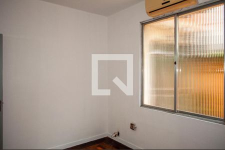 Quarto 2 de apartamento à venda com 2 quartos, 90m² em Menino Deus, Porto Alegre