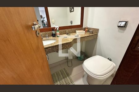 Lavabo de apartamento para alugar com 4 quartos, 172m² em Recreio dos Bandeirantes, Rio de Janeiro
