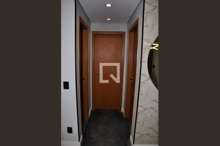 Corredor de apartamento para alugar com 2 quartos, 42m² em Jardim Iris, São Paulo