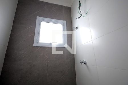 Banheiro de apartamento à venda com 2 quartos, 104m² em Vila Eldizia, Santo André