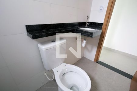 Banheiro de apartamento à venda com 2 quartos, 104m² em Vila Eldizia, Santo André