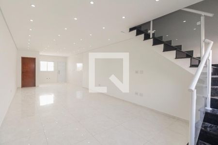 Sala de casa para alugar com 2 quartos, 180m² em Vila Sao Geraldo, São Paulo