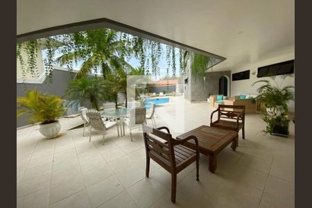 Casa à venda com 4 quartos, 872m² em Barra da Tijuca, Rio de Janeiro
