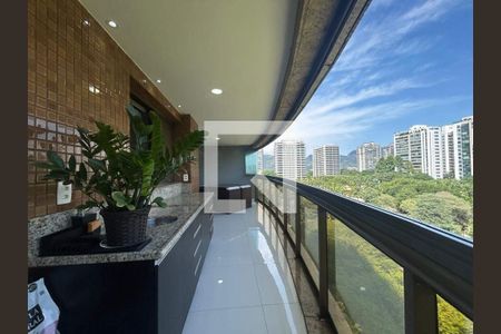 Apartamento à venda com 4 quartos, 150m² em Barra da Tijuca, Rio de Janeiro
