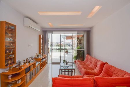 Apartamento à venda com 3 quartos, 215m² em Barra da Tijuca, Rio de Janeiro