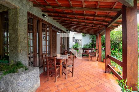 Galeria de casa à venda com 4 quartos, 583m² em Barra da Tijuca, Rio de Janeiro