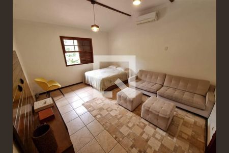 Casa à venda com 4 quartos, 211m² em Badu, Niterói