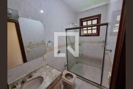 Casa à venda com 4 quartos, 211m² em Badu, Niterói