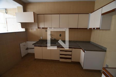 Cozinha de apartamento à venda com 3 quartos, 156m² em Vila Itapura, Campinas
