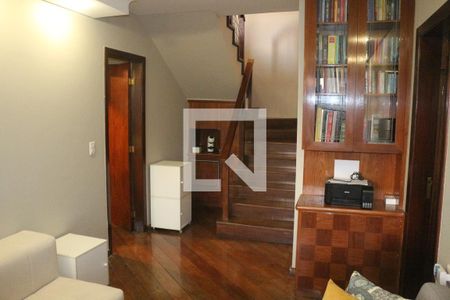 Sala de TV de apartamento à venda com 4 quartos, 220m² em Santo Antônio, São Caetano do Sul