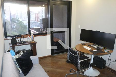 Sala de TV de apartamento à venda com 4 quartos, 220m² em Santo Antônio, São Caetano do Sul