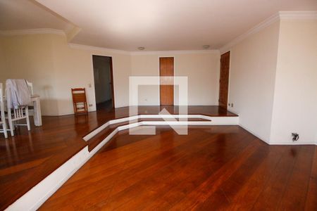 Sala de apartamento à venda com 3 quartos, 189m² em Vila Suzana, São Paulo