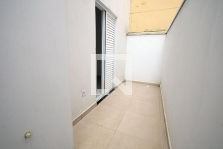 Quintal de apartamento à venda com 2 quartos, 50m² em Vila Eldizia, Santo André