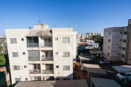 Vista do Quarto 2 de apartamento para alugar com 2 quartos, 56m² em Segismundo Pereira, Uberlândia