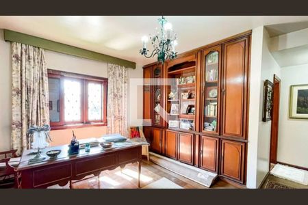 Casa à venda com 4 quartos, 500m² em Jardim Sao Bento, São Paulo