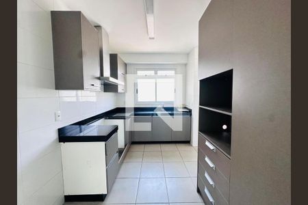 Apartamento à venda com 3 quartos, 125m² em Vale do Sereno, Nova Lima