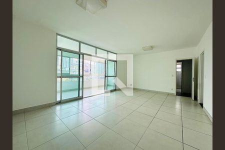 Apartamento à venda com 3 quartos, 125m² em Vale do Sereno, Nova Lima