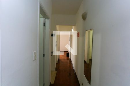 corredor de casa à venda com 4 quartos, 270m² em Jardim Monte Kemel, São Paulo