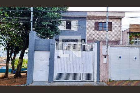 Fachada de casa à venda com 4 quartos, 270m² em Jardim Monte Kemel, São Paulo
