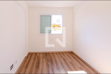Quarto de apartamento à venda com 2 quartos, 105m² em Minas Brasil, Belo Horizonte