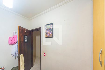Quarto 2 de casa à venda com 3 quartos, 280m² em Vila Palmares, Santo André