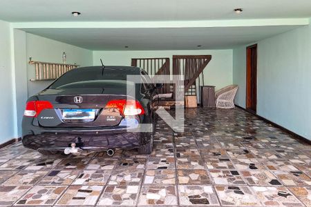 Garagem de casa à venda com 5 quartos, 498m² em Camboinhas, Niterói