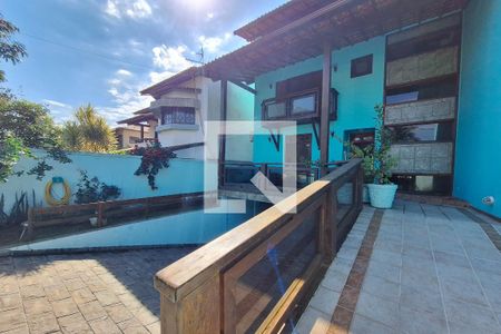 Quintal de casa à venda com 5 quartos, 498m² em Camboinhas, Niterói