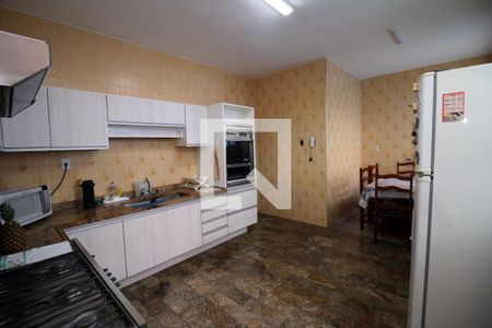 Cozinha de casa à venda com 5 quartos, 433m² em Vila da Penha, Rio de Janeiro