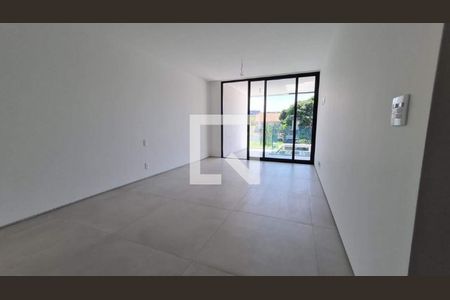 Casa à venda com 4 quartos, 450m² em Barra da Tijuca, Rio de Janeiro