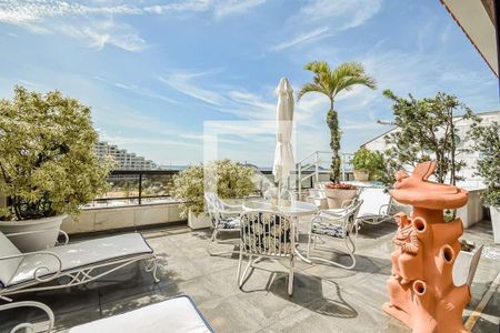 Apartamento à venda com 4 quartos, 326m² em Barra da Tijuca, Rio de Janeiro
