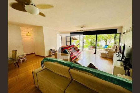 Casa à venda com 3 quartos, 255m² em Anil, Rio de Janeiro