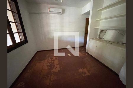 Casa à venda com 3 quartos, 242m² em Anil, Rio de Janeiro