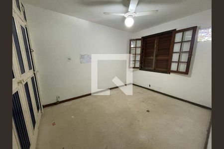 Casa à venda com 3 quartos, 242m² em Anil, Rio de Janeiro