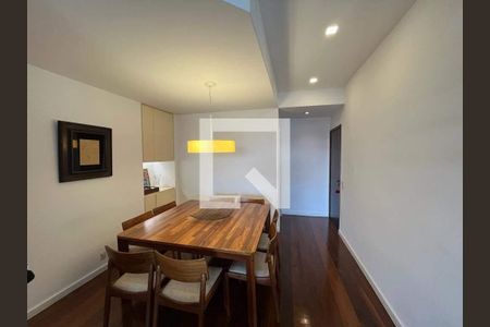 Apartamento à venda com 5 quartos, 318m² em Barra da Tijuca, Rio de Janeiro