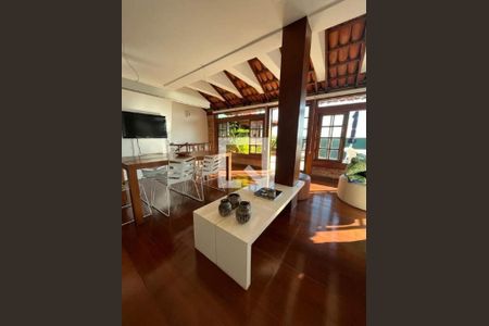 Apartamento à venda com 5 quartos, 318m² em Barra da Tijuca, Rio de Janeiro