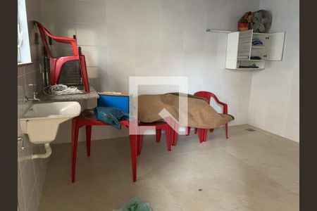 Casa à venda com 3 quartos, 110m² em Del Castilho, Rio de Janeiro