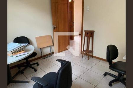 Casa à venda com 3 quartos, 110m² em Del Castilho, Rio de Janeiro