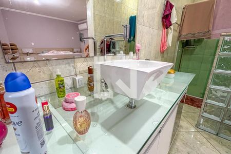 Banheiro da Suíte 1 de casa à venda com 3 quartos, 266m² em Paulicéia, São Bernardo do Campo