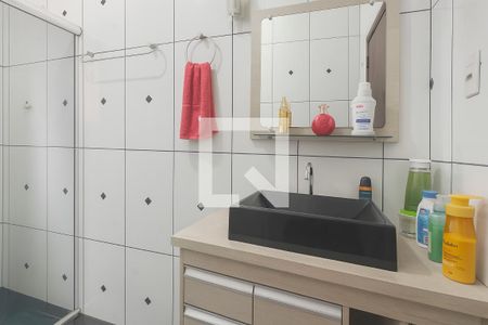 Banheiro de casa à venda com 2 quartos, 180m² em Lapa de Baixo, São Paulo